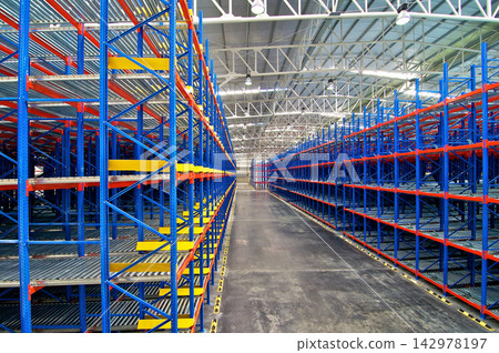 Warehouse Storage Racks in Modern Industrial Logistics Center Warehouse Storage Racks in Modern Industrial Logistics Center 142978197