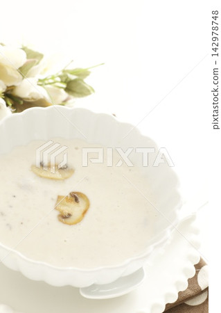 蘑菇奶油湯 蘑菇奶油湯 142978748