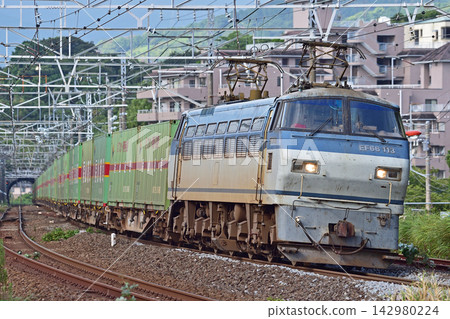 東海道本線、真鶴、JR貨運、EF66-113(吹田) 東海道本線、真鶴、JR貨運、EF66-113(吹田) 142980224