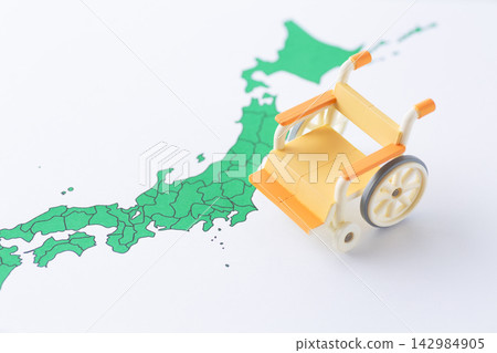 輪椅和日本地圖 輪椅和日本地圖 142984905