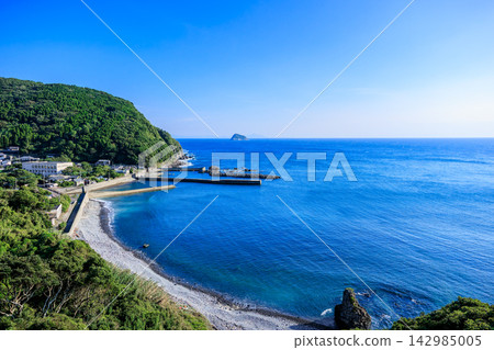 從空中俯瞰鹿兒島縣市菊屍野市土川漁港。 142985005