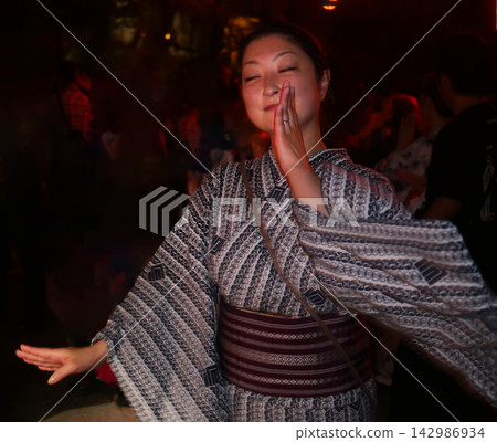 Bon dance woman Bon dance woman 142986934