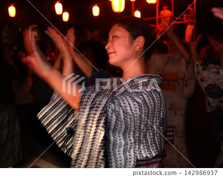 Bon dance woman Bon dance woman 142986937