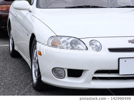 汽車圖片:第三代豐田Soarer的前臉 汽車圖片:第三代豐田Soarer的前臉 142990499