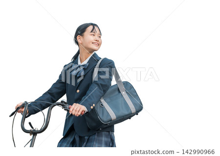 Junior high school students, high school students, and high school girls in uniform commuting to school, going to school, and leaving school by bicycle 142990966