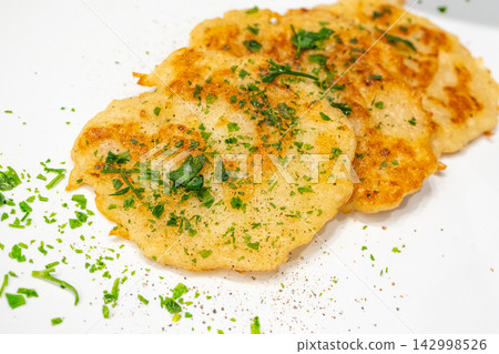 Potato Pancakes, Draniki, Deruny, Potato Latkes, or Latkas, Irish Cakes Potato Pancakes, Draniki, Deruny, Potato Latkes, or Latkas, Irish Cakes 142998526
