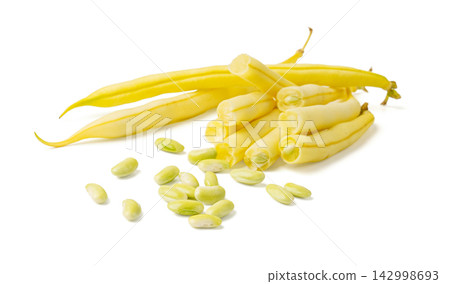 Yellow French Beans, Raw String Beans Pile, Fresh Wax Bean Pods Yellow French Beans, Raw String Beans Pile, Fresh Wax Bean Pods 142998693