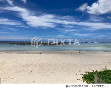 從關島海灘看到的景色 從關島海灘看到的景色 142999509