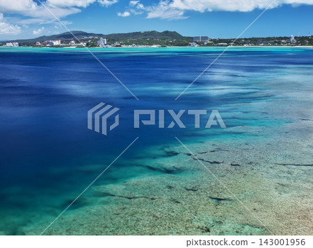 The spectacular view from Cape Maeda in Onna Village, Okinawa Prefecture The spectacular view from Cape Maeda in Onna Village, Okinawa Prefecture 143001956