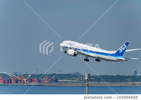 飛機起飛 飛機起飛 143004888