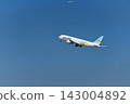 飛機起飛 飛機起飛 143004892