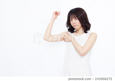 Women who care about sweating sideways Women who care about sweating sideways 143008272