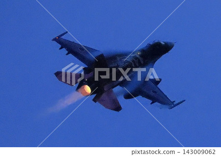 F-2 Fighter F-2 Fighter 143009062