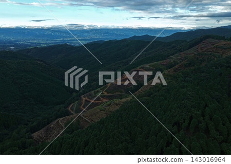 Aerial photographs capturing the mountainous coniferous forests and logging areas of Hitoyoshi City, Kumamoto Prefecture. Aerial photographs capturing the mountainous coniferous forests and logging areas of Hitoyoshi City, Kumamoto Prefecture. 143016964