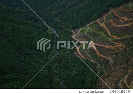 Aerial photographs capturing coniferous forests and logging areas in Hitoyoshi City, Kumamoto Prefecture. Aerial photographs capturing coniferous forests and logging areas in Hitoyoshi City, Kumamoto Prefecture. 143016969