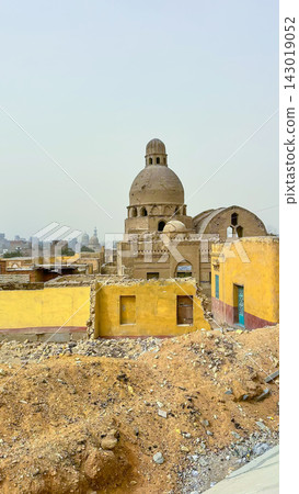 Slums and ruins in central Cairo, near the Citadel Slums and ruins in central Cairo, near the Citadel 143019052