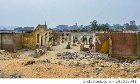 Slums and ruins in central Cairo, near the Citadel 143019341