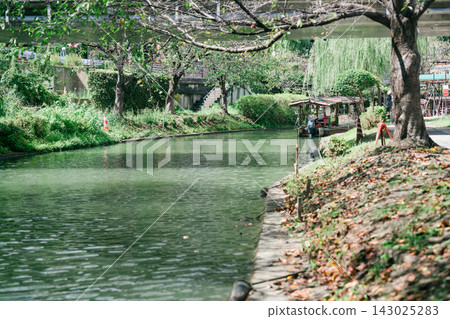 The Jikkoku boat of Fushimi Momoyama 143025283