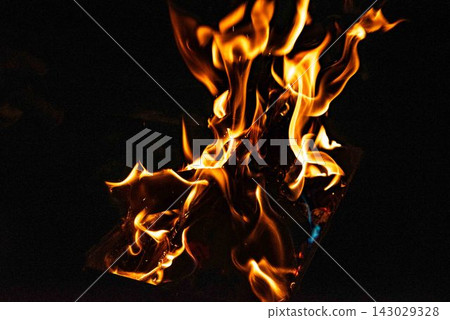 Bonfire Bonfire 143029328