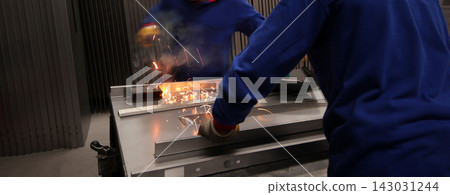 Welding Welding 143031244