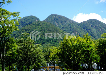 The scenery of "Chōjabaru," a popular tourist spot on the Yamanami Highway, a popular driving route in Oita Prefecture. The scenery of "Chōjabaru," a popular tourist spot on the Yamanami Highway, a popular driving route in Oita Prefecture. 143036456