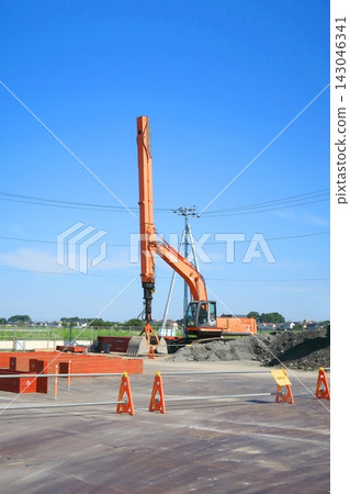蛤殼式鏟鬥液壓挖掘機 蛤殼式鏟鬥液壓挖掘機 143046341
