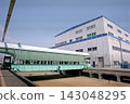 A traverse connecting the factories of the Sendai General Rolling Stock Depot. 143048295