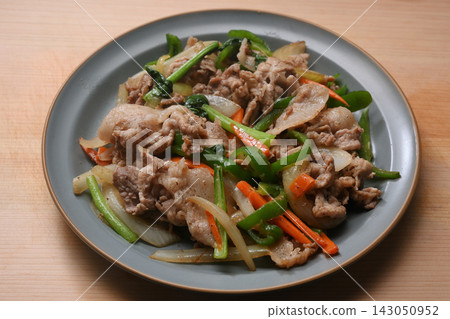 炒肉炒蔬菜 炒肉炒蔬菜 143050952