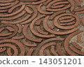 A road paved with Tokoname ware 143051201