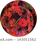 一朵紅色花花束 143051562