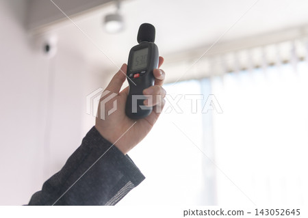 使用聲級計測量聲級 143052645