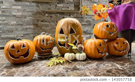 Halloween Jack-o'-lanterns and autumn decorations Halloween Jack-o'-lanterns and autumn decorations 143057758