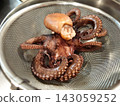 煮熟的普通章魚 143059252