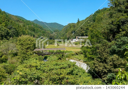 田丸橋，位於愛媛縣內子町的一座廊橋。 143060244