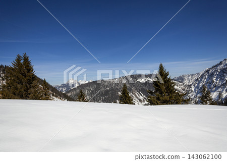 Snowy landscape at lake Soinsee, Rotwand mountain, in Bavaria, Germany Snowy landscape at lake Soinsee, Rotwand mountain, in Bavaria, Germany 143062100