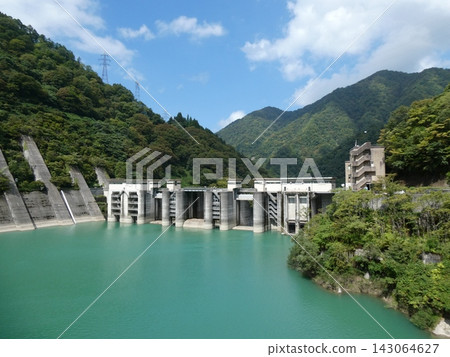 Unazuki dam Unazuki dam 143064627