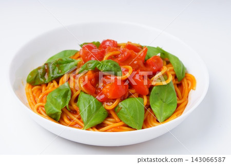 Basil tomato pasta Basil tomato pasta 143066587