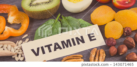 Ingredients containing vitamin E, other minerals and dietary fiber. Healthy lifestyle and nutrition Ingredients containing vitamin E, other minerals and dietary fiber. Healthy lifestyle and nutrition 143071465