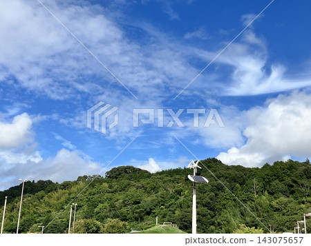 Blue sky and white clouds Blue sky and white clouds 143075657