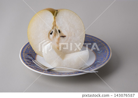梨，秋季佳餚，湖水品種，當地特產，禮品，水果，切塊。 143076587