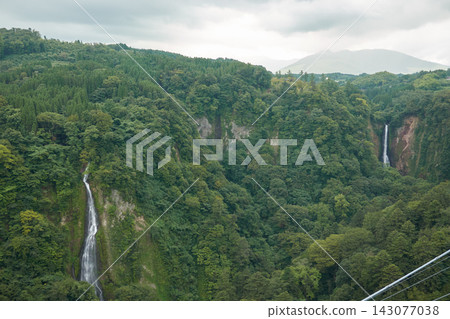 Shindo Falls, Two Waterfalls and a Gorge, Kokonoe Yume Suspension Bridge, Kokonoe Town, Oita Prefecture Shindo Falls, Two Waterfalls and a Gorge, Kokonoe Yume Suspension Bridge, Kokonoe Town, Oita Prefecture 143077038