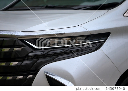 汽車前大燈 汽車前大燈 143077940