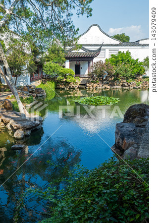 China Suzhou Master of Nets Garden Caixia Pool Bamboo Beyond One Branch Sheya Corridor Jiangnan Garden Water View China Suzhou Master of Nets Garden Caixia Pool Bamboo Beyond One Branch Sheya Corridor Jiangnan Garden Water View 143079409