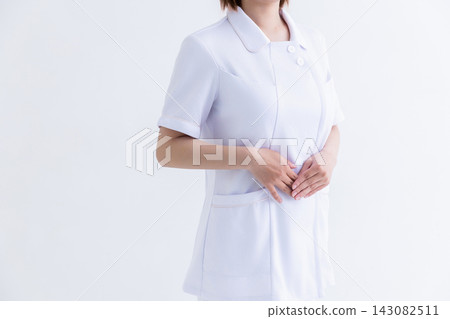 護士服的婦女 護士服的婦女 143082511