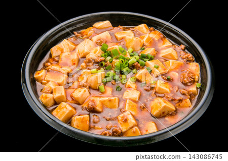 麻婆豆腐,一道色香味俱全的中國菜。 麻婆豆腐,一道色香味俱全的中國菜。 143086745