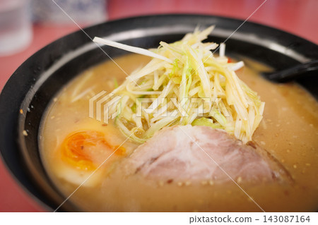 早餐吃醬油豚骨拉麵 | 拉麵店 早餐吃醬油豚骨拉麵 | 拉麵店 143087164