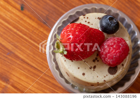 Delicious cake Delicious cake 143088196