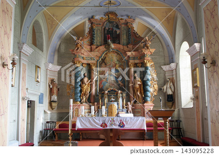 Church altar Church altar 143095228