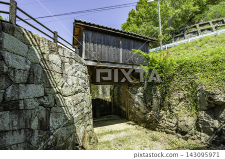 岡山縣岡山市倉安川吉井水閘第一閘 岡山縣岡山市倉安川吉井水閘第一閘 143095971