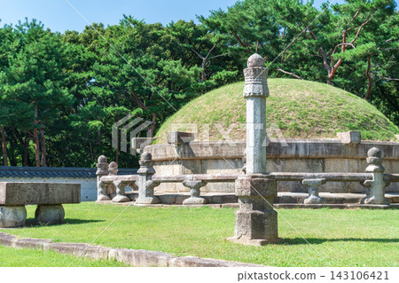 View of Queen Jeonghyeon's tomb at Seonjeongneung Royal Tombs with forest and cityscape, Seoul View of Queen Jeonghyeon's tomb at Seonjeongneung Royal Tombs with forest and cityscape, Seoul 143106421